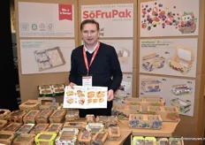 Adam Sikorski of Sofrupack has developed new packaging for an even better presentation of soft fruits, with cellulose film instead of plastic, thus fully biodegradable.